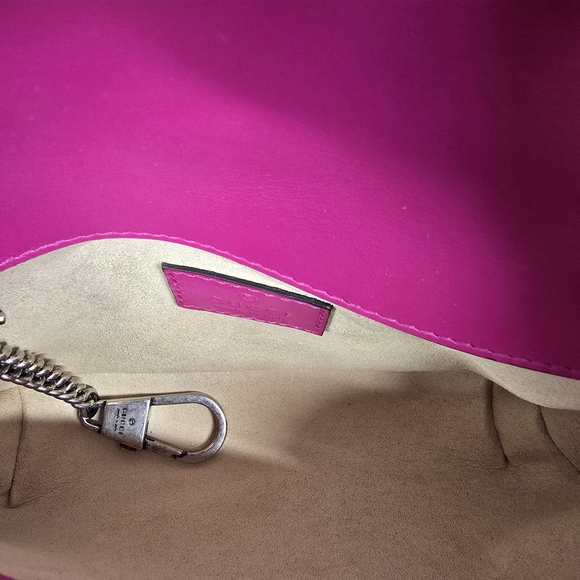 Gucci Marmont Mini Shoulder Bag - Picture 7 of 10